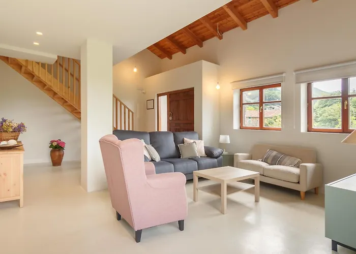 Tranquilidad En La Reserva De Urdaibai